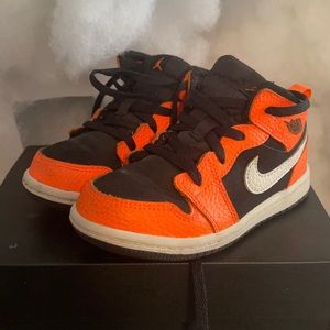 Nike Jordan 1 - kids Orange